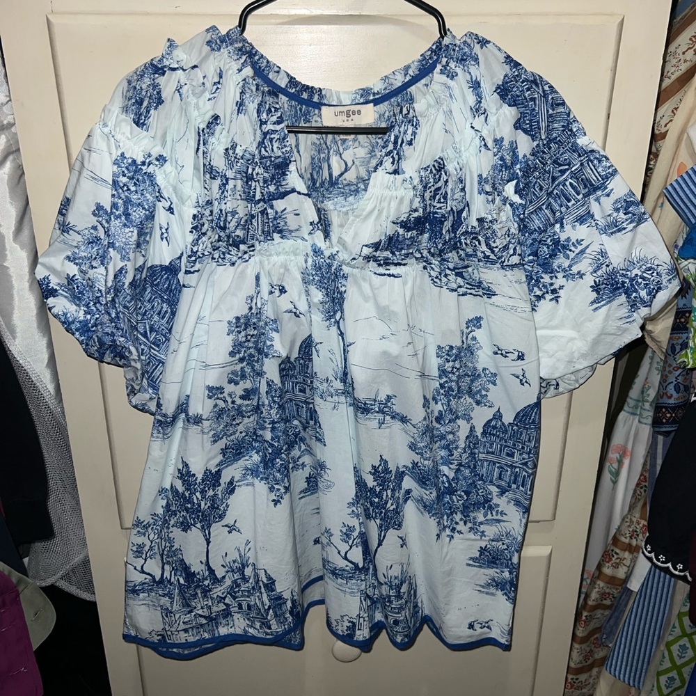 Umgee Scenic Blue and White Blouse